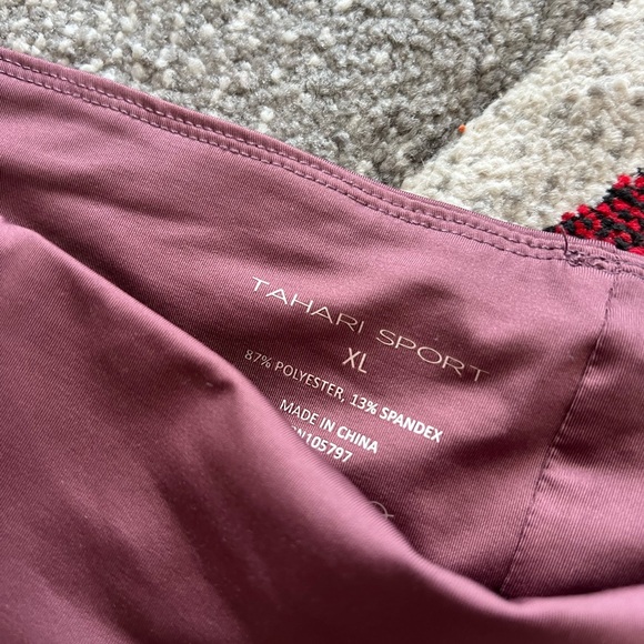 Tahari Sport Performance Workout Leggings - Picture 2 of 3